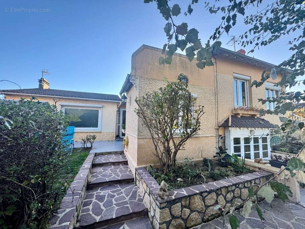 Maison à OUISTREHAM