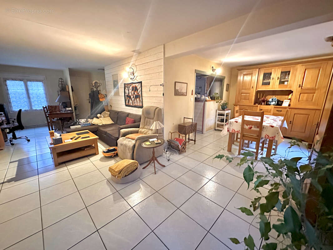 Maison à HERIC