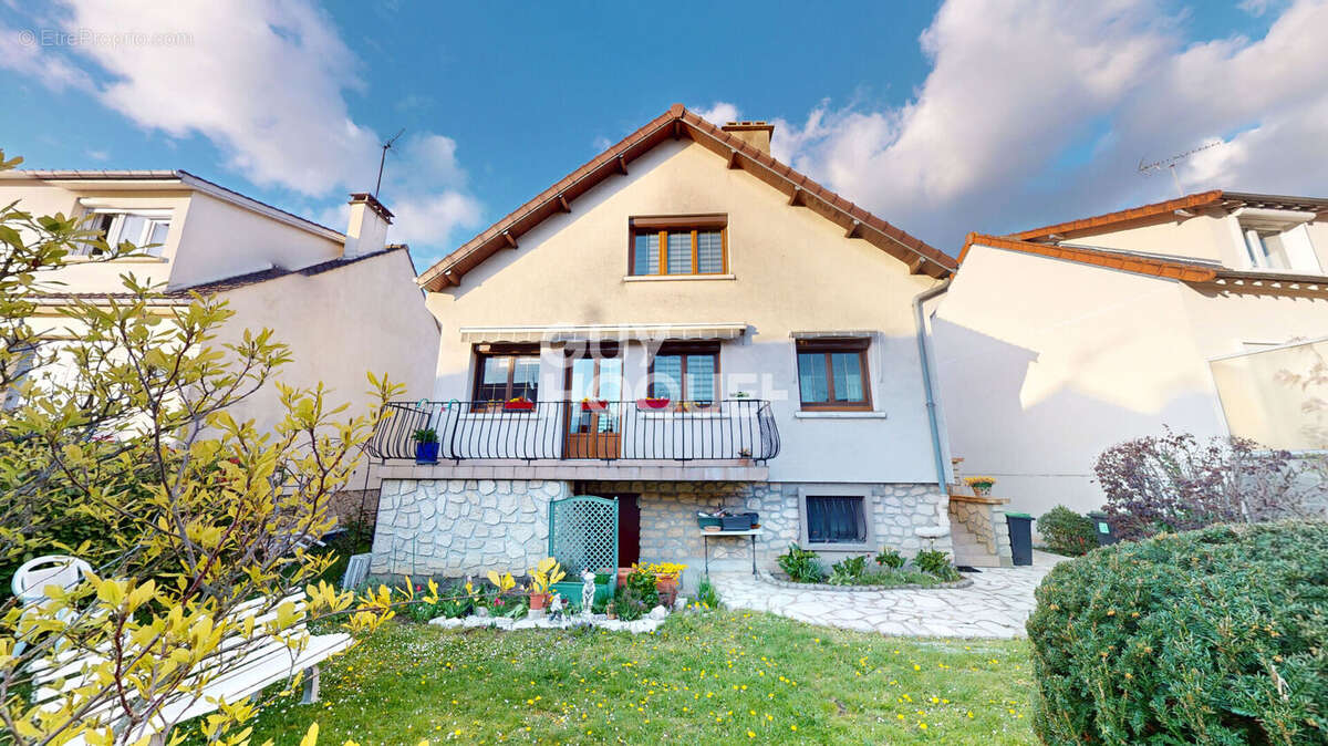 Maison à FRANCONVILLE