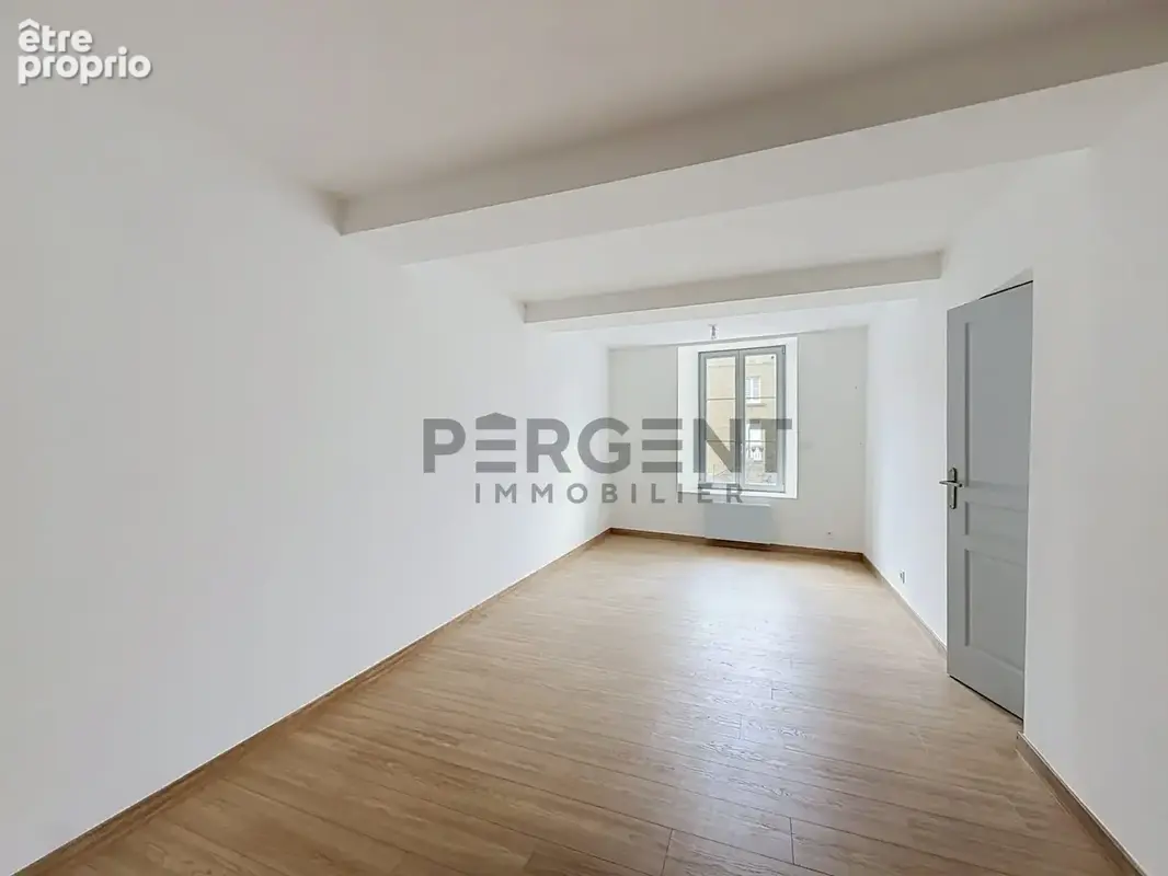 Maison 177 m² à Renwez  - photo 3