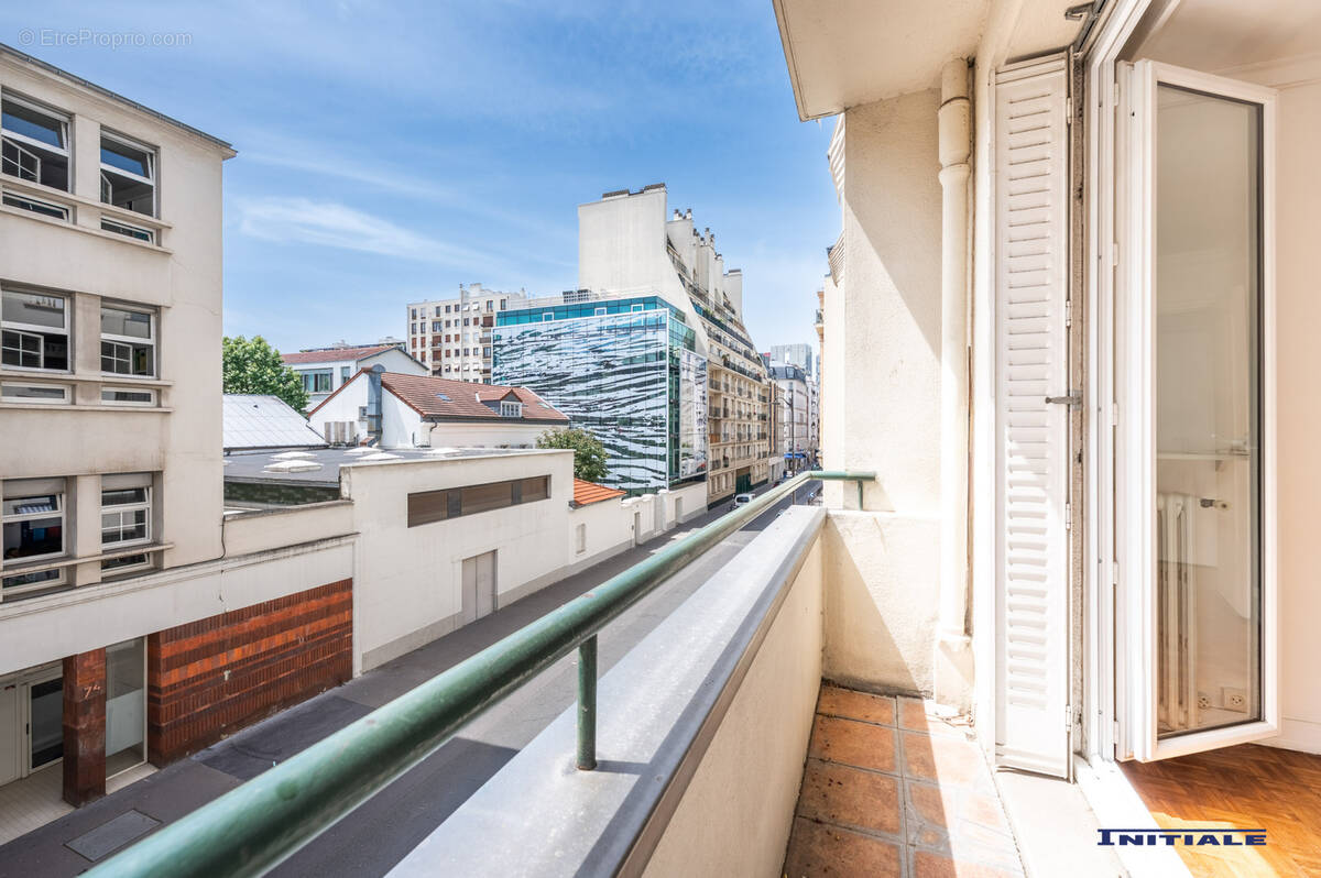 Appartement à PARIS-15E