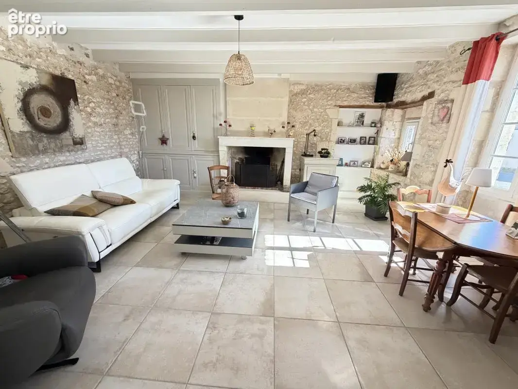 Maison 8 pièces 180 m² à vendre à Semussac (17120) - photo 2