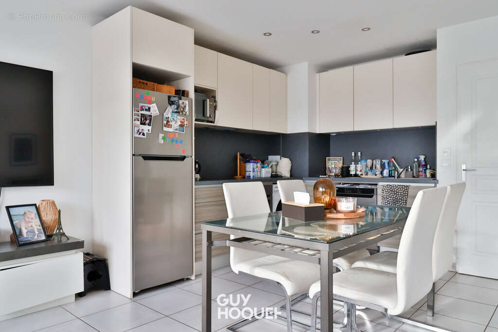 Appartement à BRIE-COMTE-ROBERT