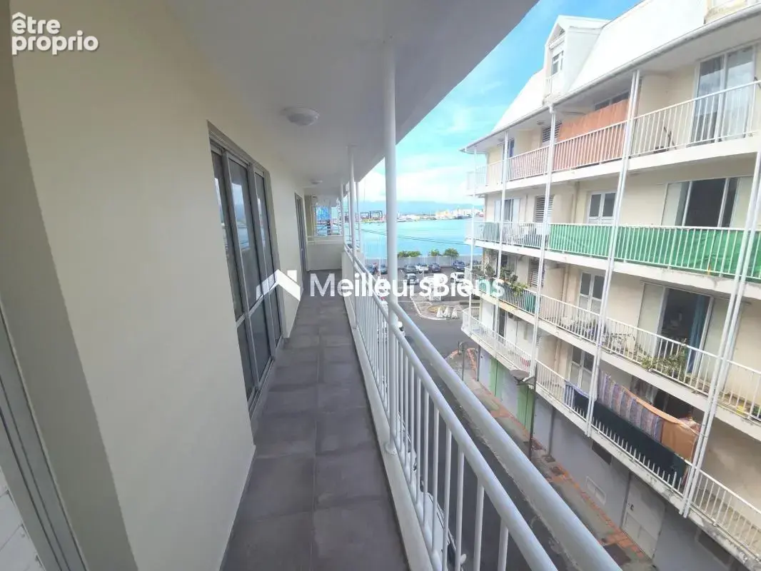 Appartement à POINTE-A-PITRE