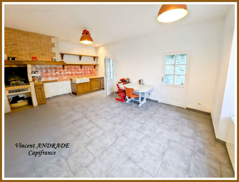 Maison à CHEPTAINVILLE