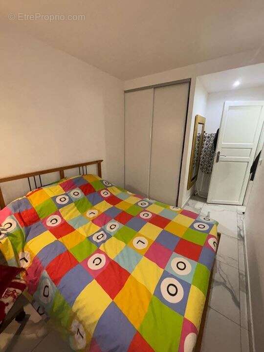 Appartement à VILLENEUVE-LA-GARENNE