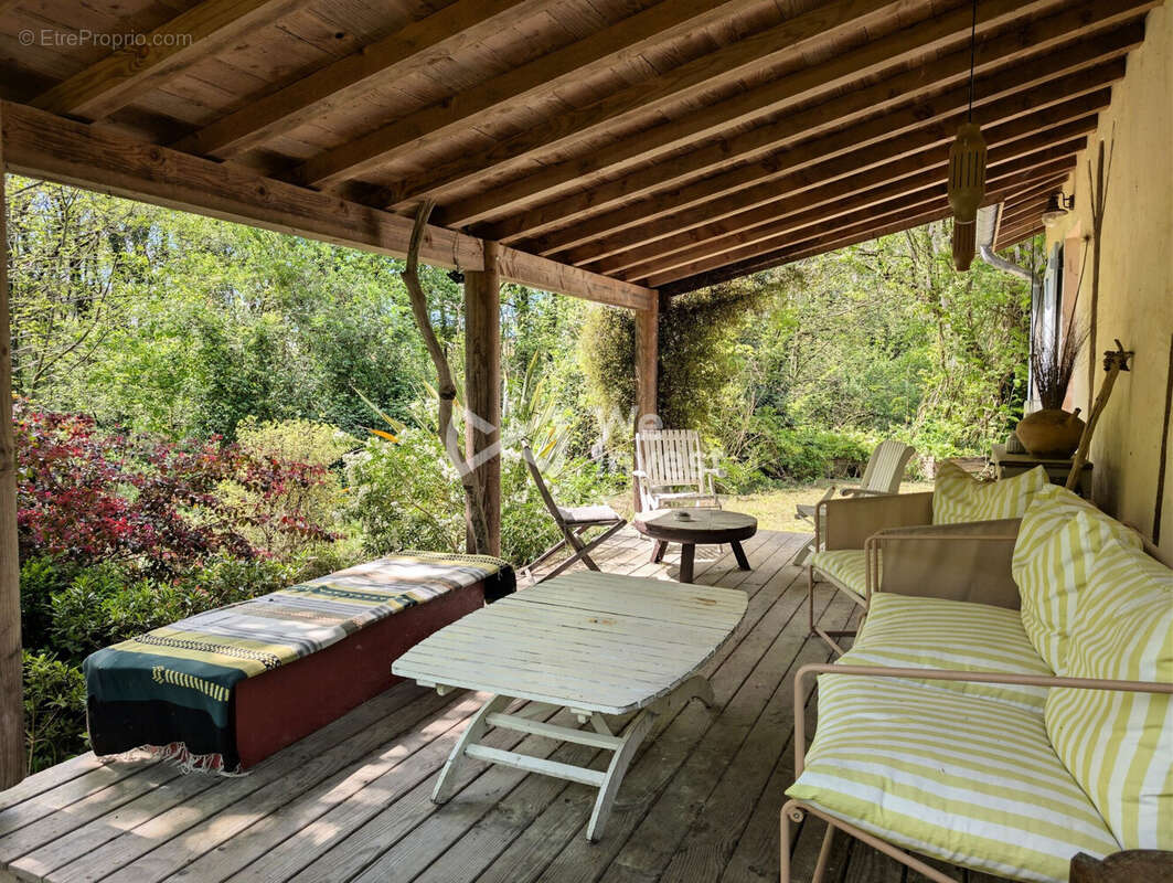 Terrasse de la maison - Maison à BEGAAR