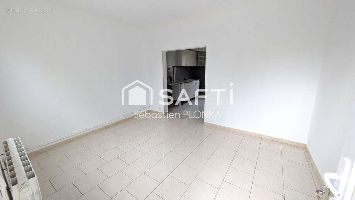 Photo 2 - Maison à TERGNIER