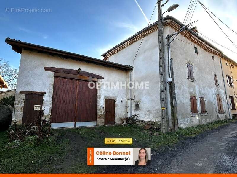 Maison à NEUVILLE