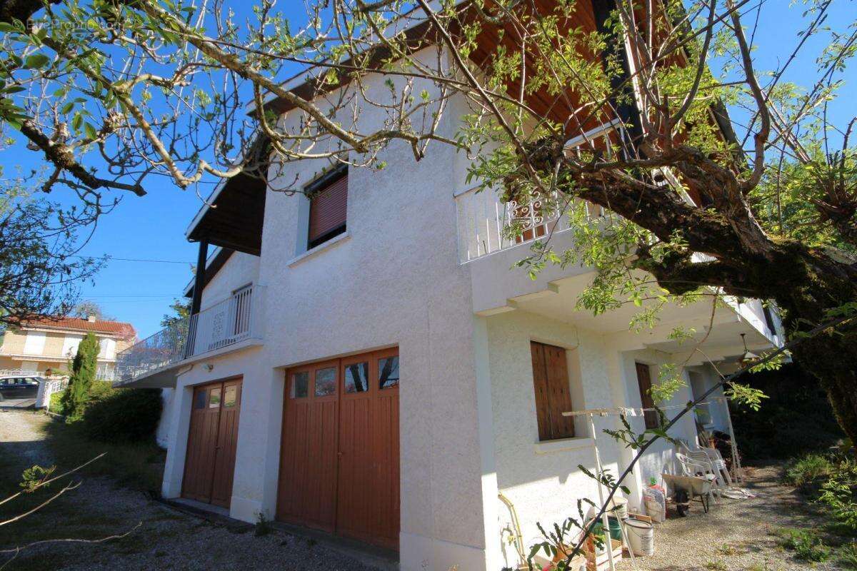 Maison à VILLEFRANCHE-DE-ROUERGUE
