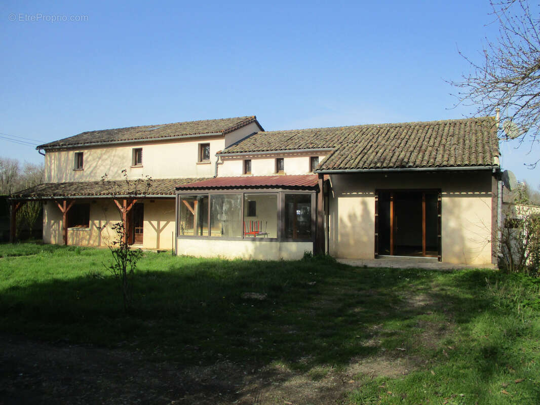 Maison à BRUX