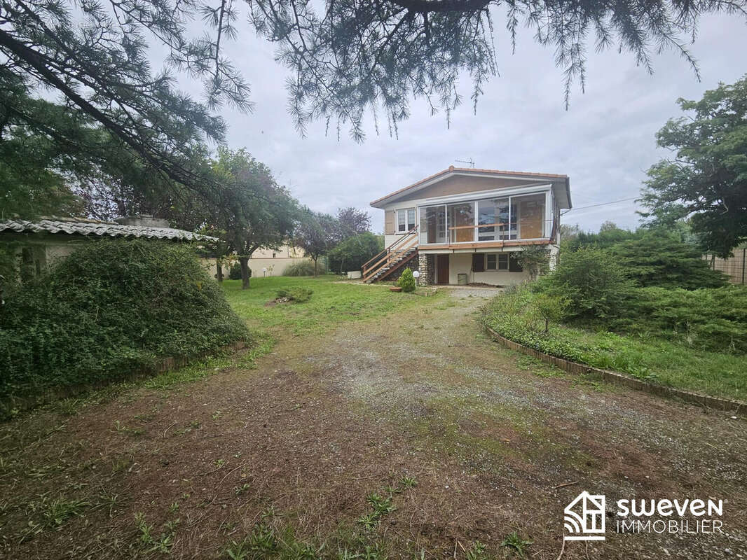 Maison à LABARTHE-SUR-LEZE