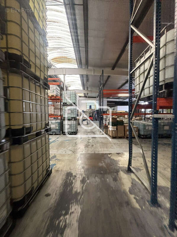 Commerce à MONTIGNY-LE-BRETONNEUX