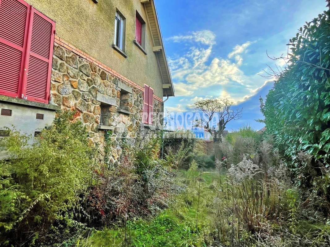Vends Maison 4 pièces, 101 m² - Le Chesnay-Rocquencourt - photo 2