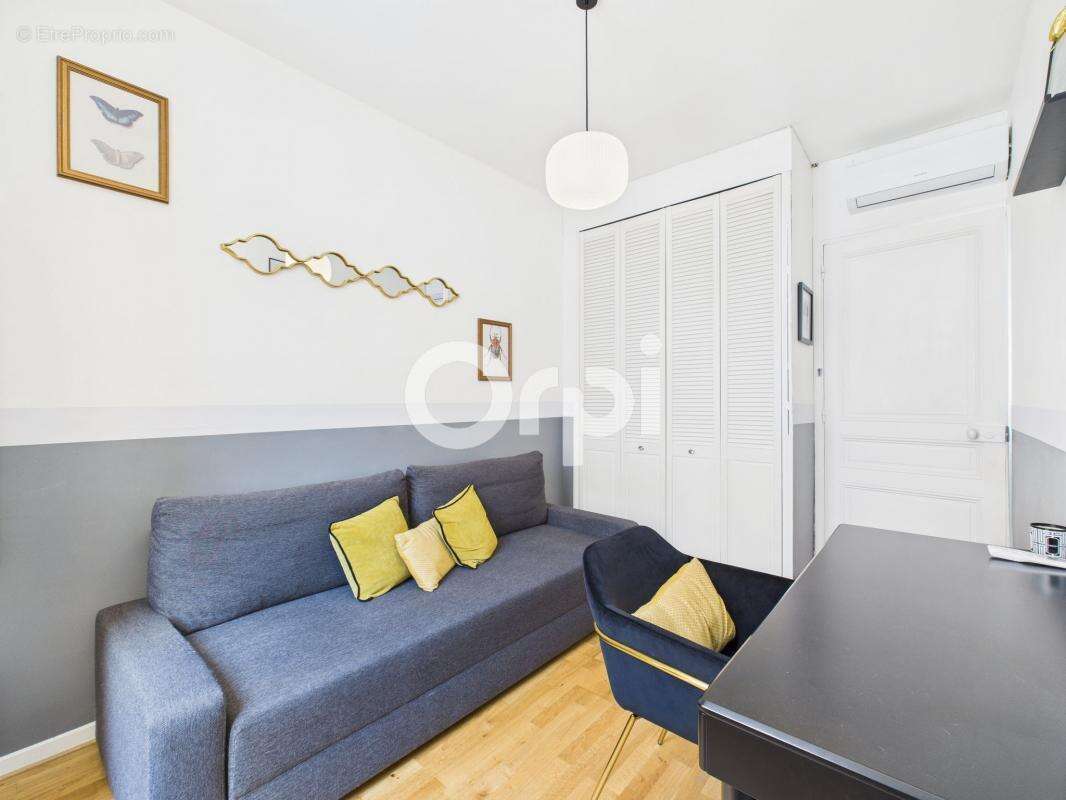 Maison à MANDELIEU-LA-NAPOULE