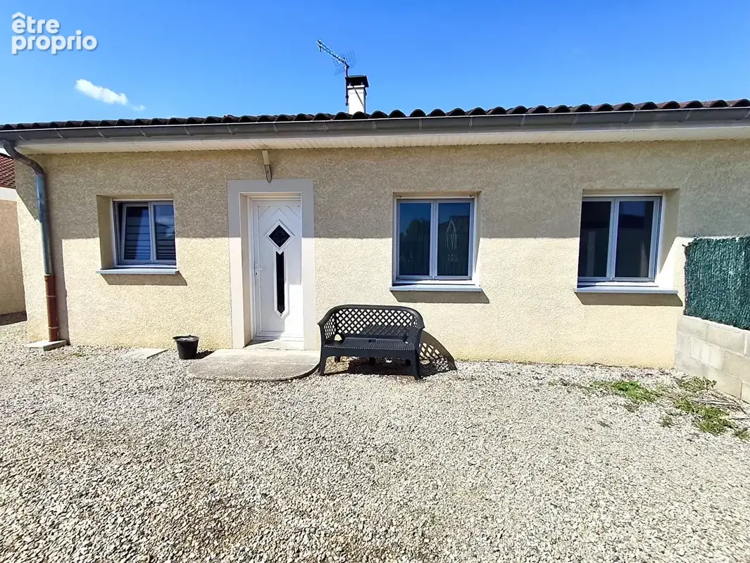 Maison de plain-pied, LOYETTES, 93m² sur un terrain de 701m² - photo 3