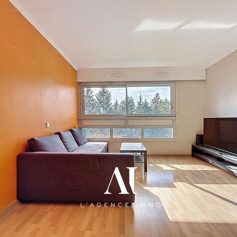 Appartement 4 pièces 85 m² à vendre à Ferney-Voltaire (01210) - photo 3