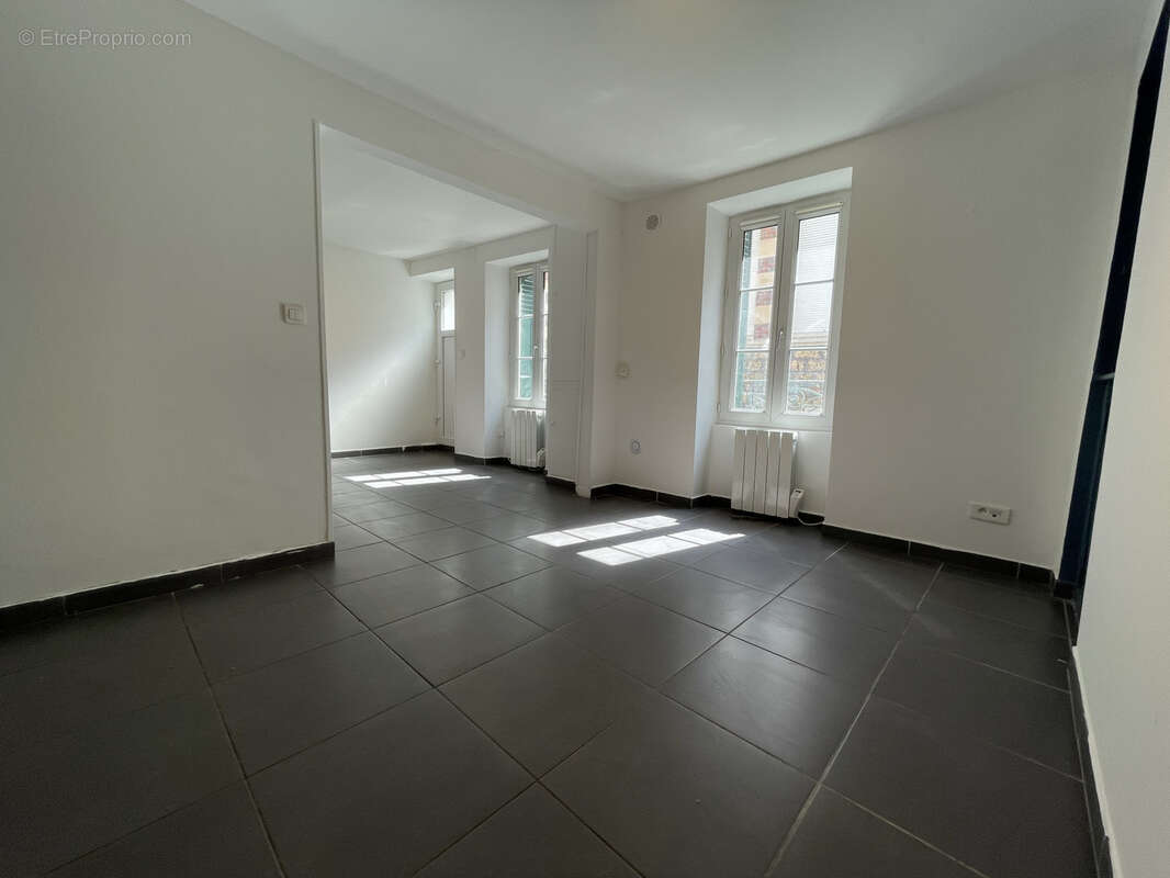 Appartement à LES MUREAUX