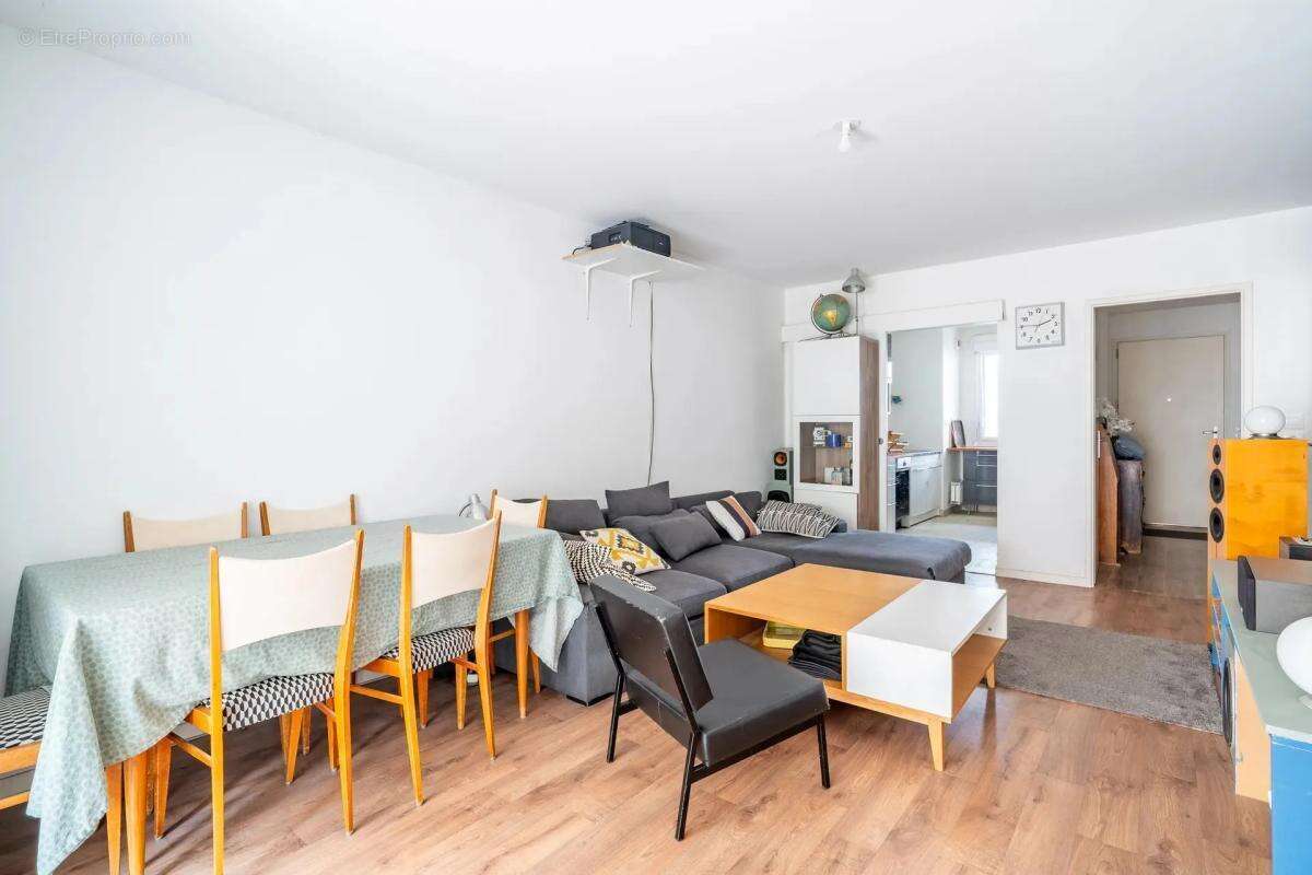 Appartement de 3 pièces de 66 m² à Saint-Denis - photo 4