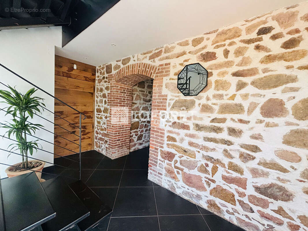 Maison à PERREUX