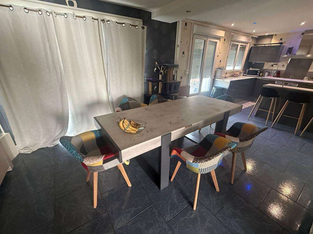 Maison  4 pièce(s) - photo 10