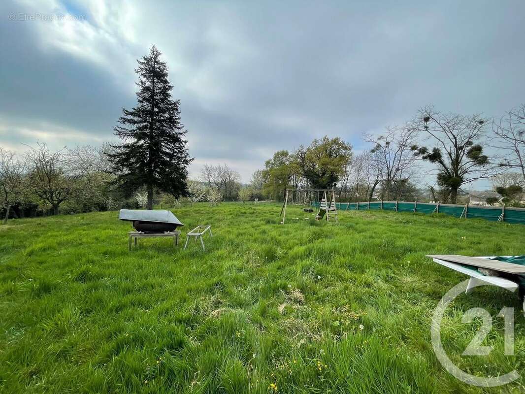 Terrain à SAINT-MARD