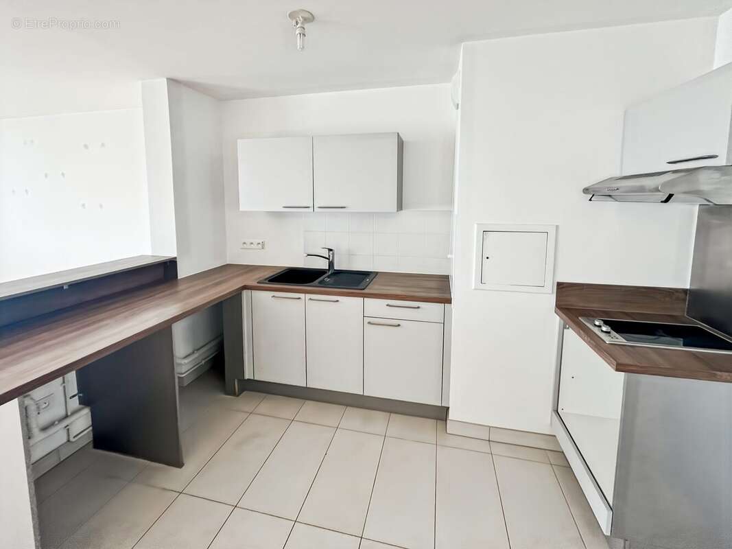 Appartement à COURBEVOIE