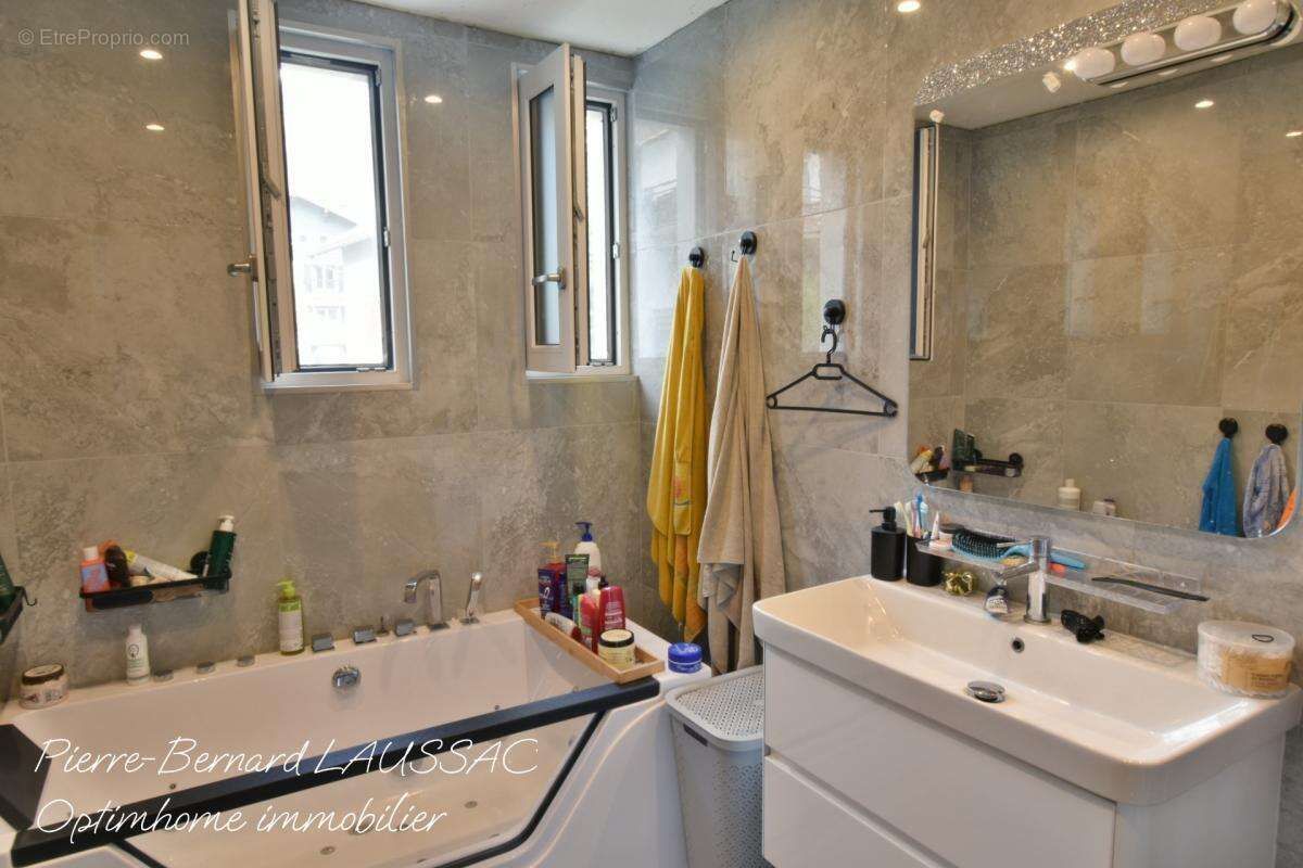 Maison à vendre 5 pièces UGINE (73) - photo 9