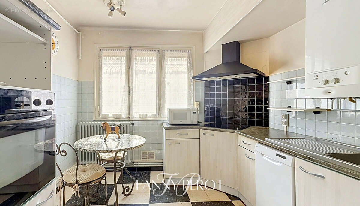 Appartement T4 de 91m² à Perpignan - photo 8