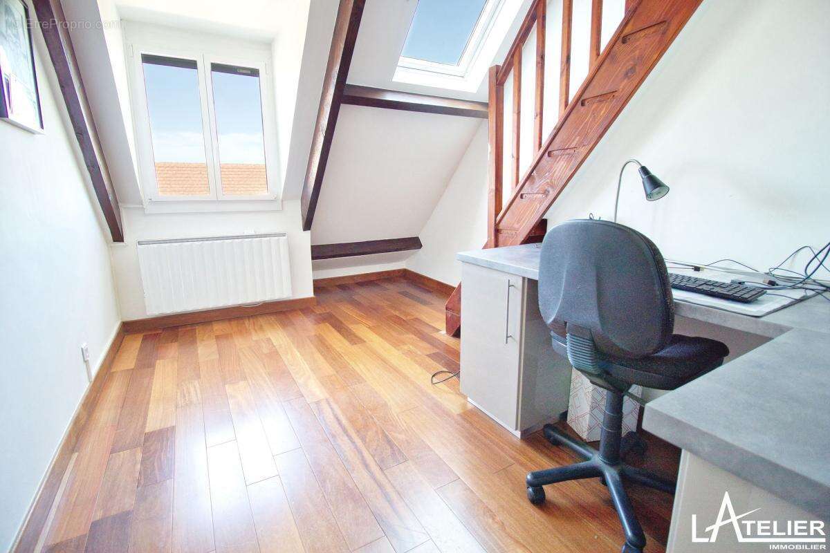 Maison à MAREIL-MARLY
