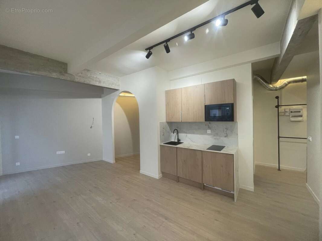 Appartement à PARIS-19E
