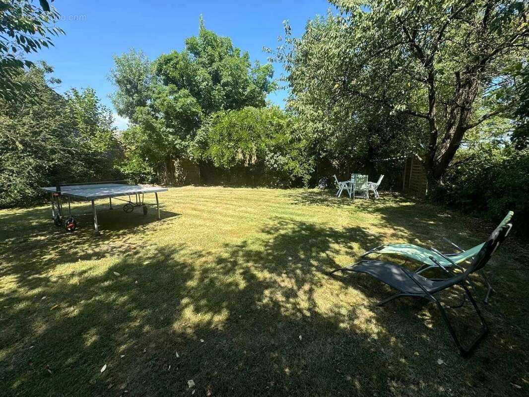 Maison à SAINT-PRIEST-LA-PLAINE