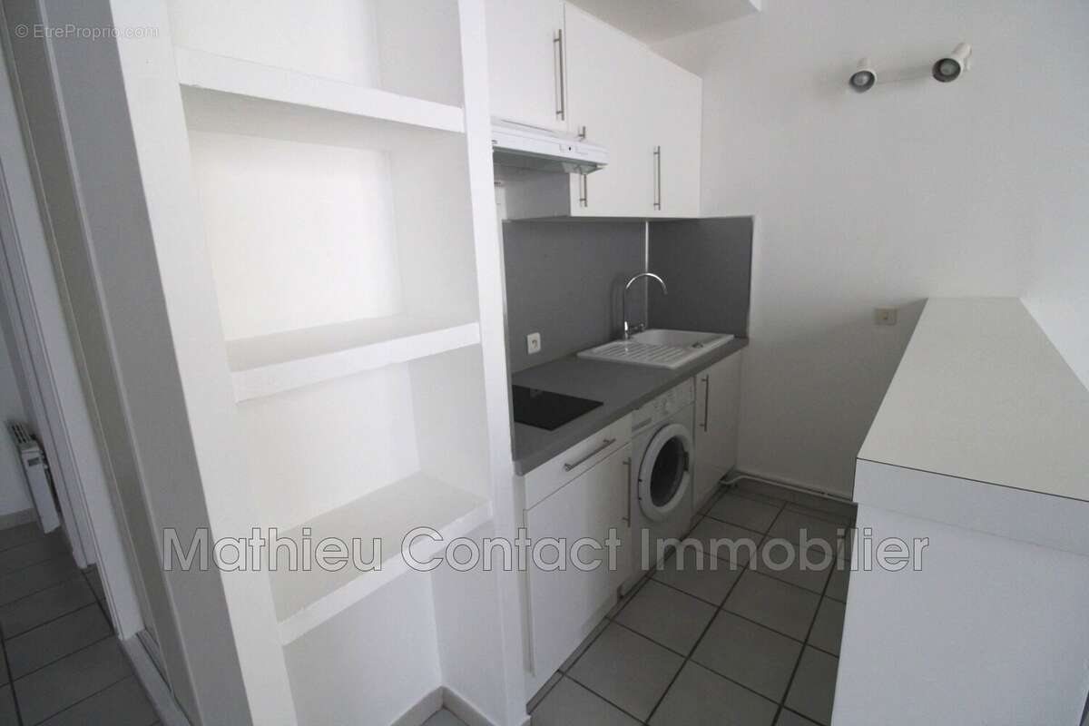 Appartement 42 m² à Nimes  - photo 5