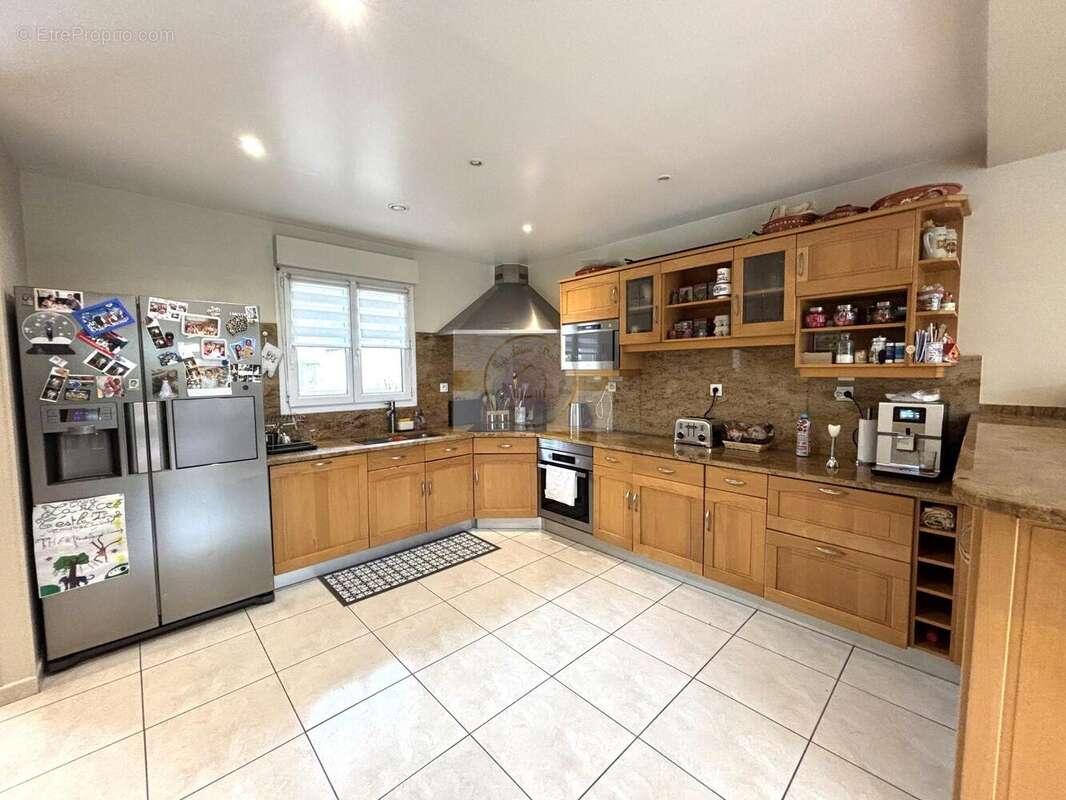 Maison à LAGNY-SUR-MARNE