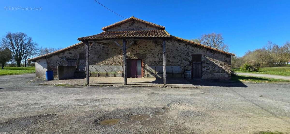 Maison à CHAVAGNES-EN-PAILLERS