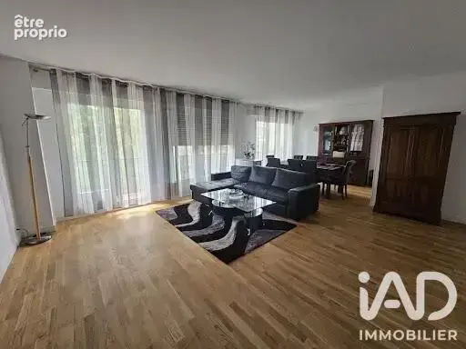 Photo 1 - Appartement à LE PORT-MARLY