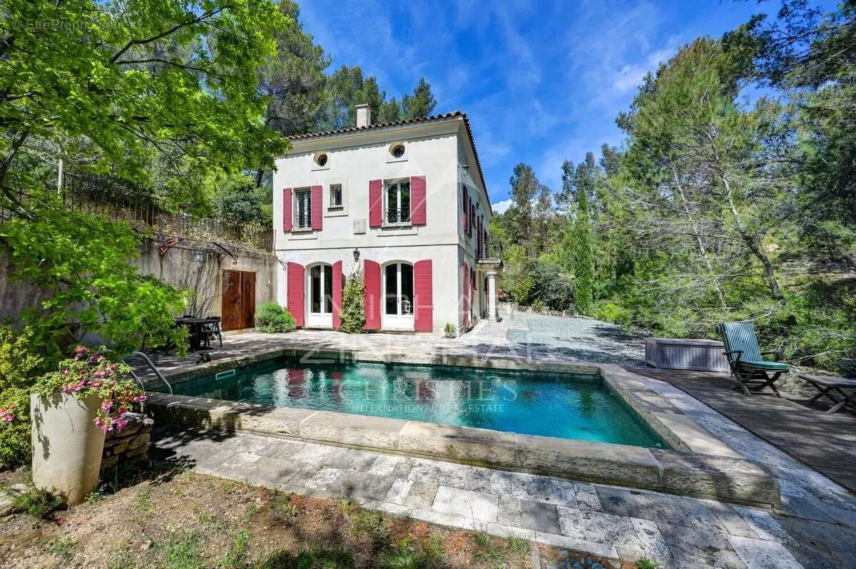 Maison à SAINT-MARC-JAUMEGARDE