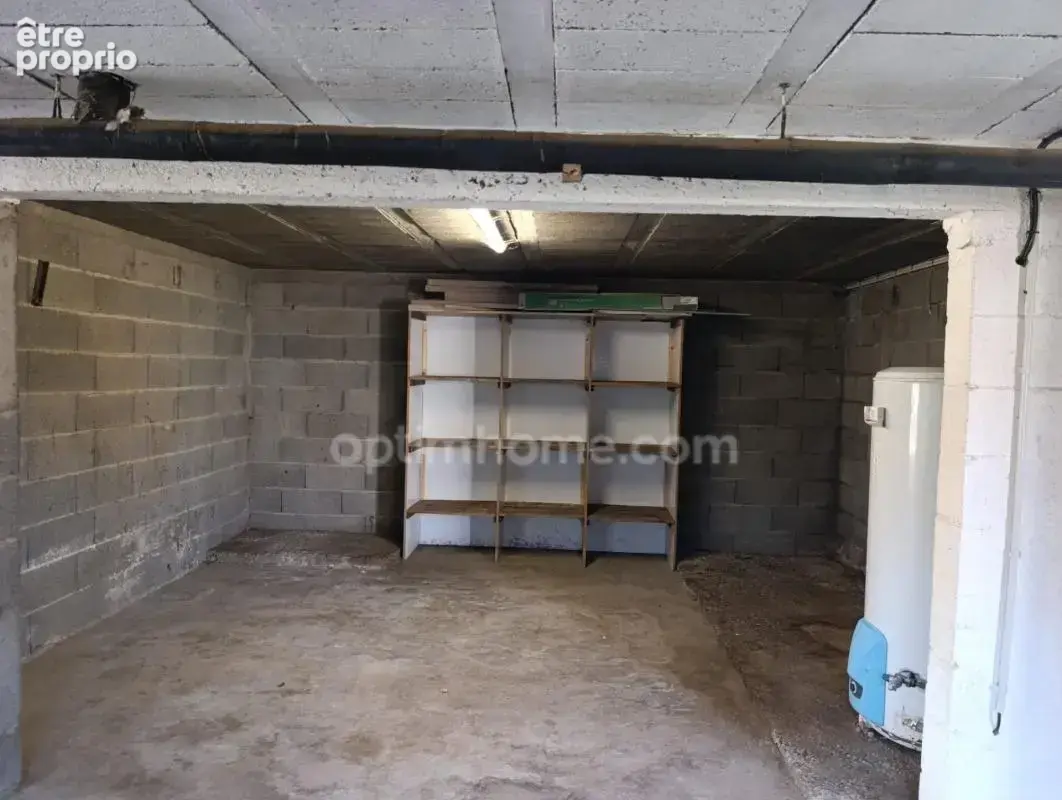 Maison rénovée avec 3 chambres, 1 200 m² de terrain et vue dégagée – Au calme ! - photo 11
