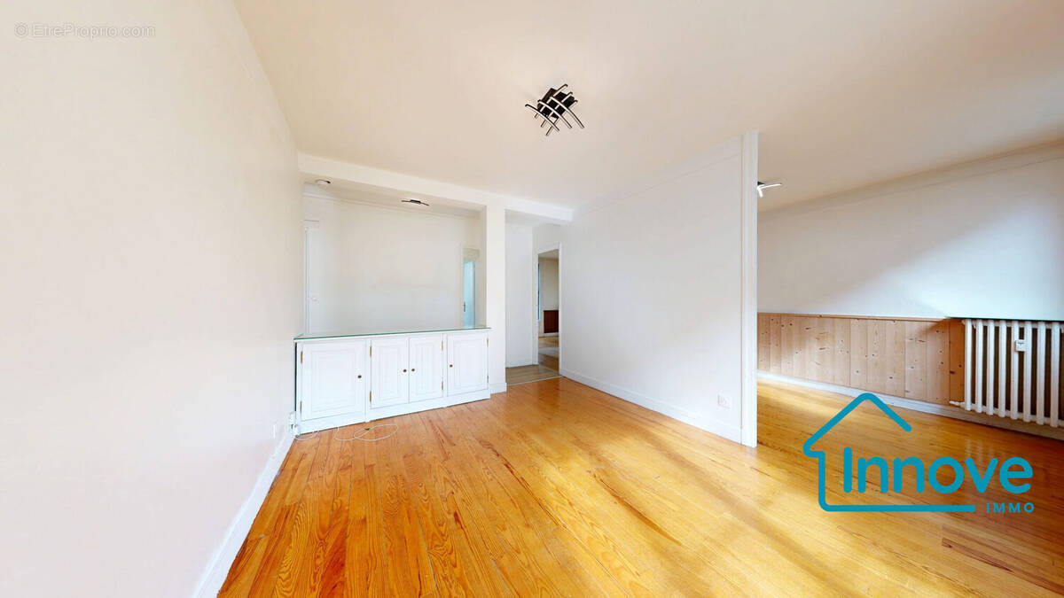 Appartement à VERSAILLES