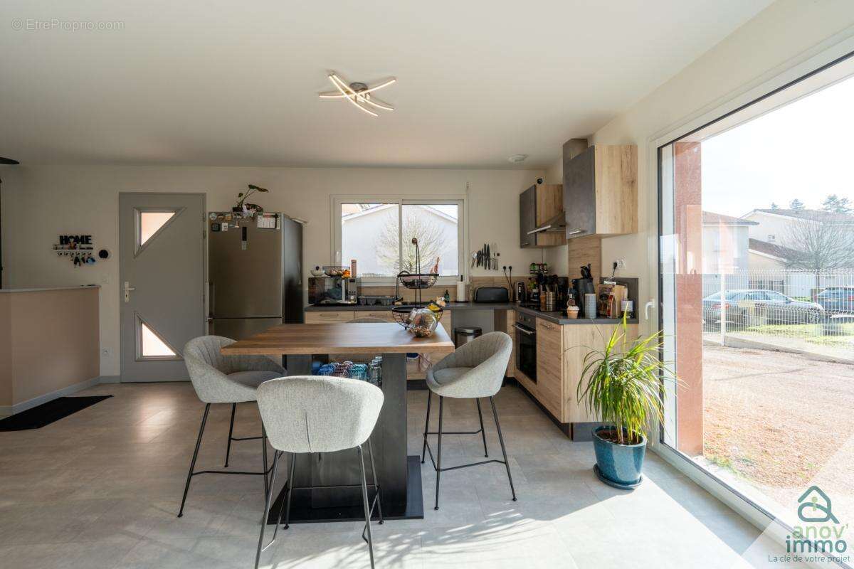 Maison à ILLIAT