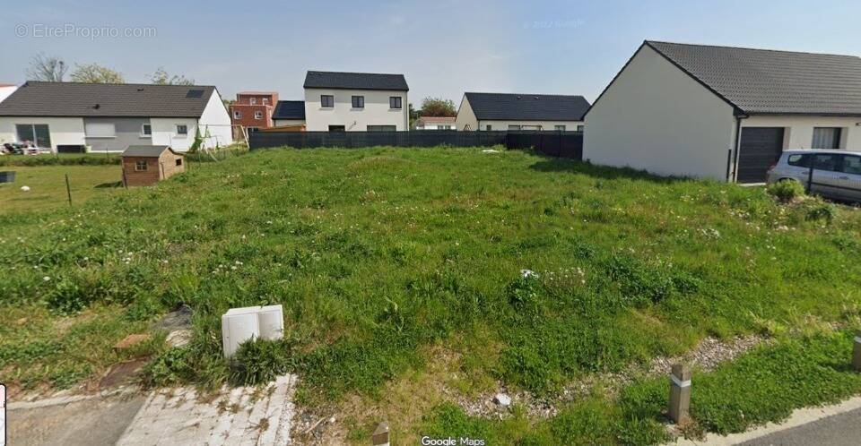 Terrain à MONTIGNY-EN-GOHELLE