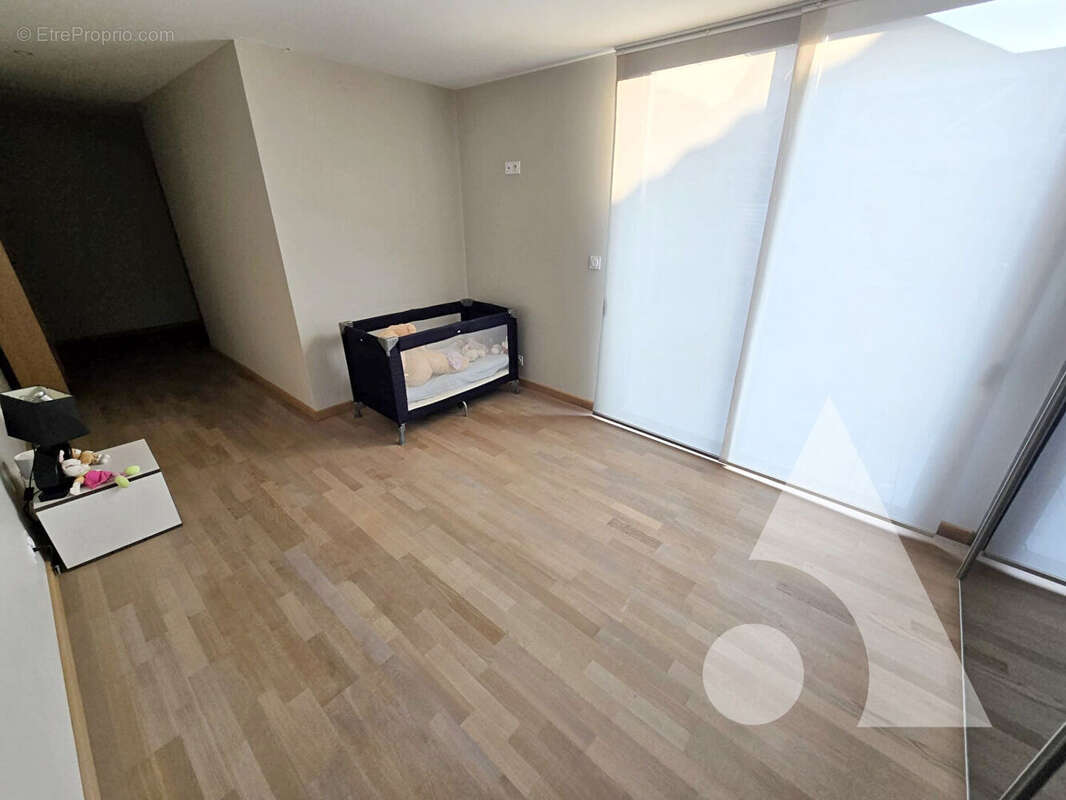 Appartement à SAINTE-SAVINE