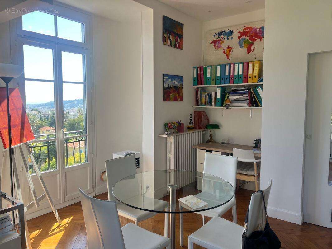 NICE Cimiez 2P 36m² dernier étage vue mer - photo 7