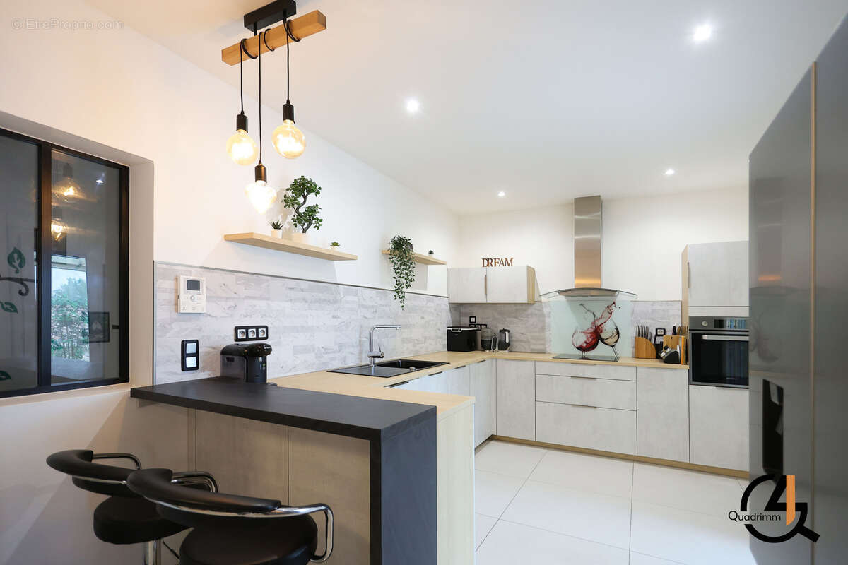 Appartement à RESTINCLIERES