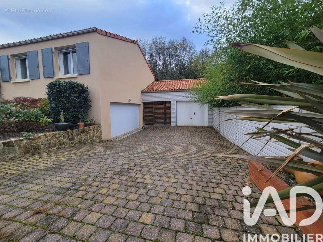 Photo 3 - Maison à SAINT-GERMAIN-DE-PRINCAY