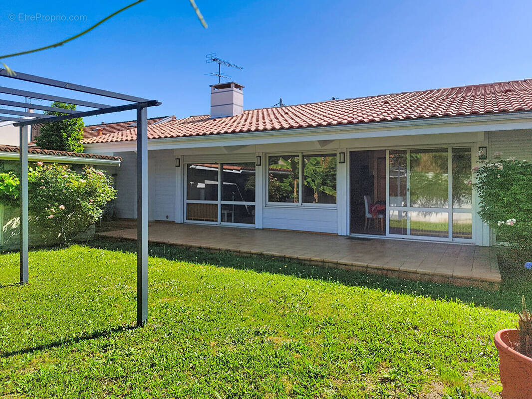 Maison à MERIGNAC
