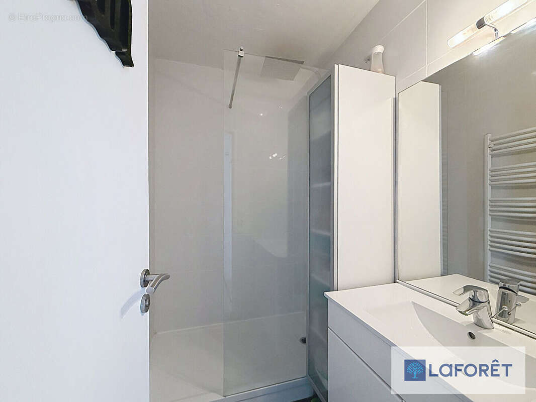 Appartement à LE PLESSIS-TREVISE