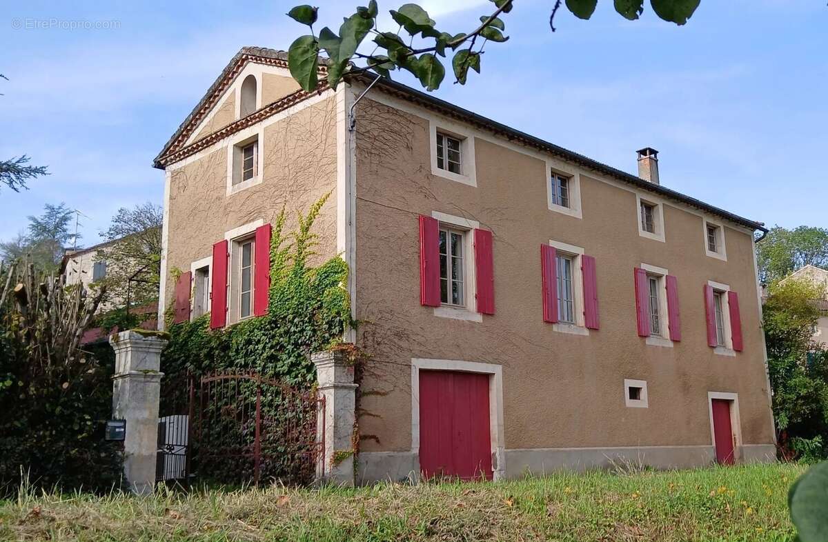 Maison à ARCAMBAL
