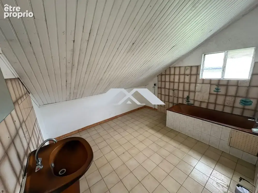 Maison 120 m² à Saint-Joseph  - photo 7