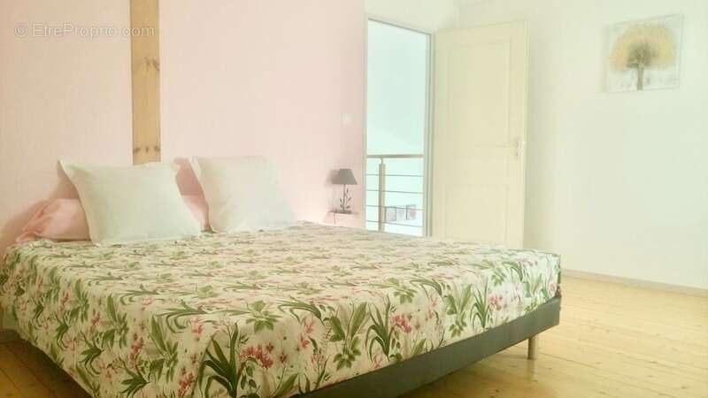 Maison à LA FOYE-MONJAULT